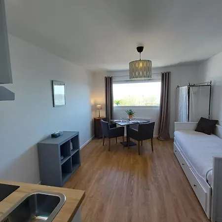 Apart-hotel Appart' Islande